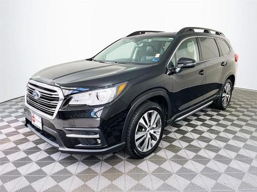 Crystal Black Silica 2022 Subaru Ascent Limited