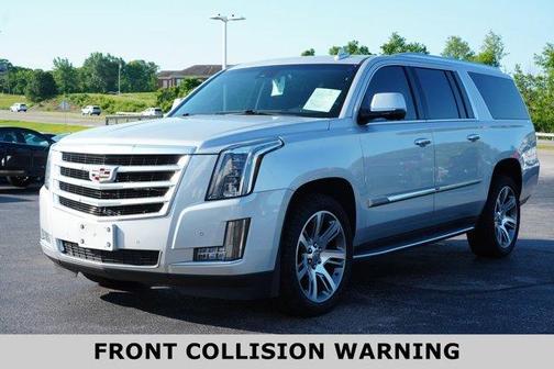 2016 Cadillac Escalade ESV Luxury