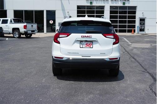 2022 GMC Terrain SLT