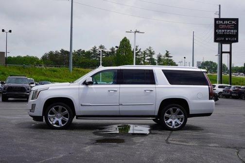 2020 Cadillac Escalade ESV Luxury