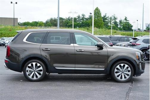 2020 Kia Telluride S