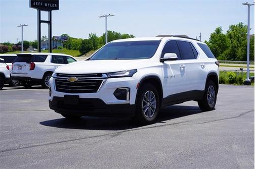 2022 Chevrolet Traverse LT Leather