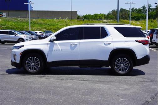 2022 Chevrolet Traverse LT Leather