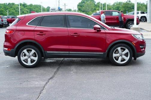 2015 Lincoln MKC Base