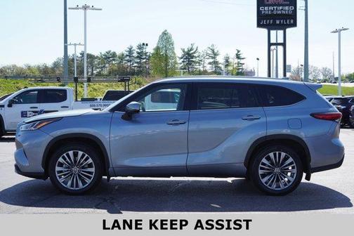 2021 Toyota Highlander Platinum