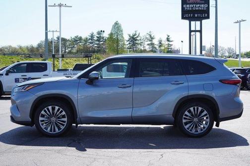 2021 Toyota Highlander Platinum