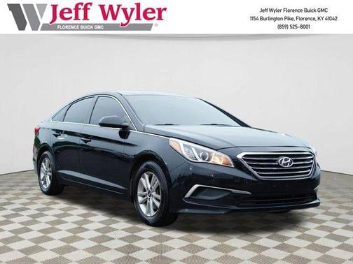2017 Hyundai SONATA SE