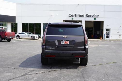2015 Cadillac Escalade Luxury