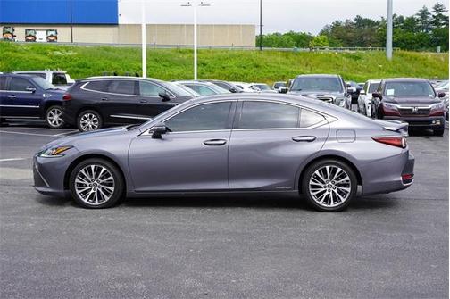 2021 Lexus ES 300h ES 300h
