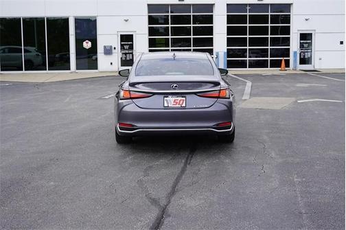 2021 Lexus ES 300h ES 300h