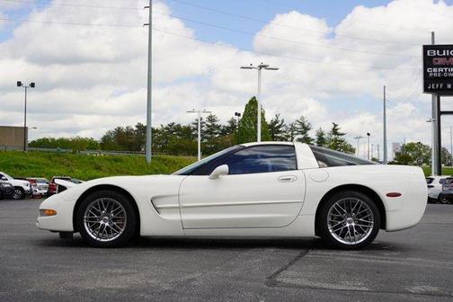2002 Chevrolet Corvette Base