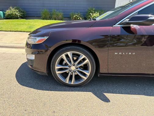 Black 2020 Chevrolet Malibu Premier