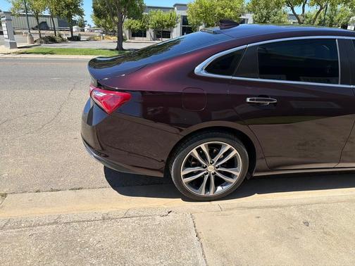 Black 2020 Chevrolet Malibu Premier