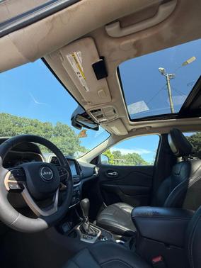 Gray 2015 Jeep Cherokee Limited