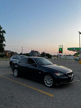 Blue 2007 BMW 335 xi