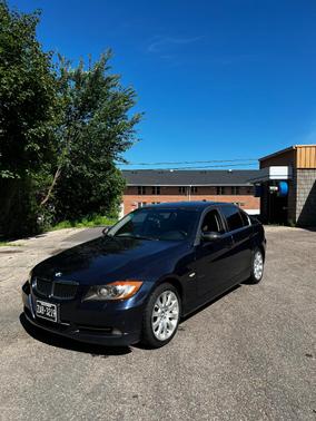 Blue 2007 BMW 335 xi