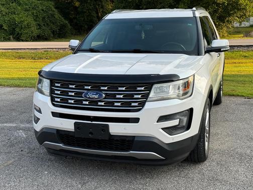 White 2016 Ford Explorer Limited