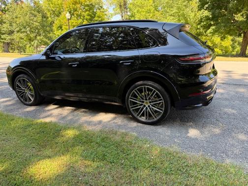 2019 Porsche Cayenne Cayenne E-Hybrid