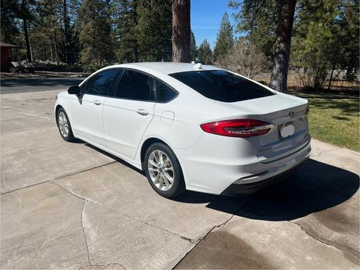 2019 Ford Fusion Hybrid SE