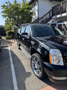 2011 Cadillac Escalade ESV Base