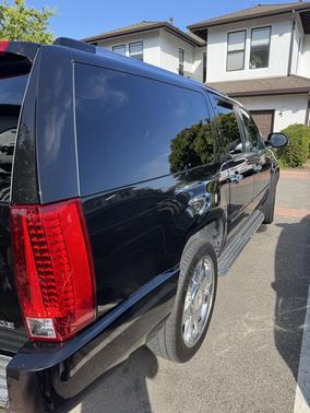 2011 Cadillac Escalade ESV Base