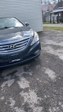 Black 2011 Hyundai SONATA Limited