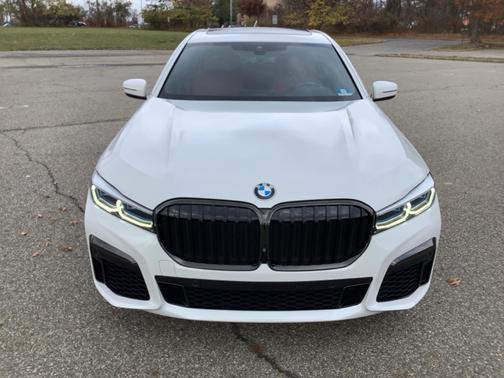 2020 BMW 750 i xDrive