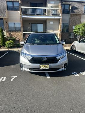 Silver 2022 Honda Odyssey EX-L