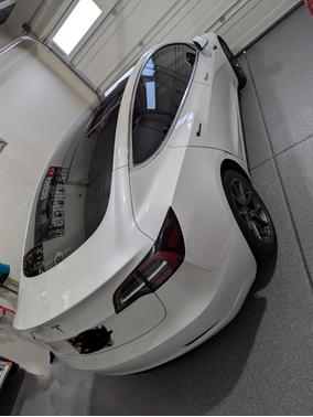 White 2019 Tesla Model 3 Standard Range Plus