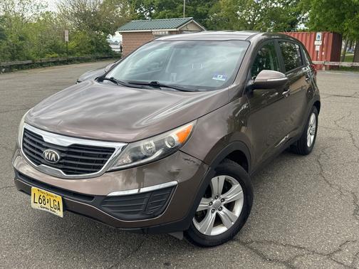Brown 2013 Kia Sportage LX