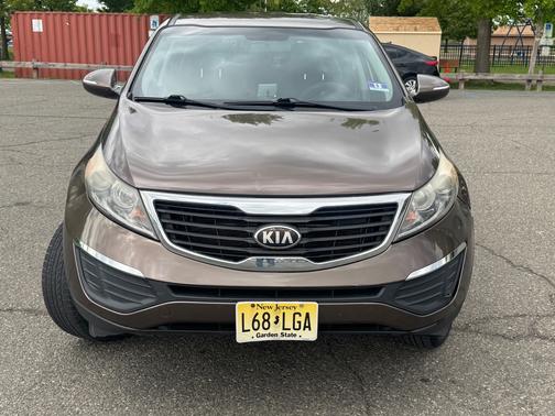 Brown 2013 Kia Sportage LX