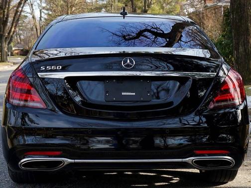 Black 2018 Mercedes-Benz S-Class S 560 4MATIC
