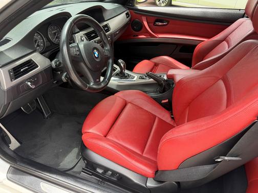 White 2013 BMW 335 is