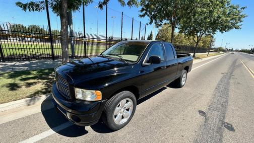 Black 2002 Dodge Ram 1500 Quad Cab