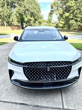 White 2024 Lincoln Nautilus Premiere