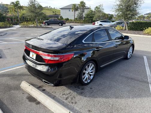 2013 Hyundai Azera Base