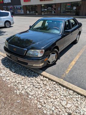 2000 Lexus LS 400 LS