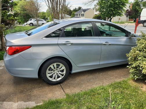Silver 2012 Hyundai SONATA GLS