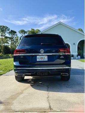 2019 Volkswagen Atlas 3.6L SEL R-Line