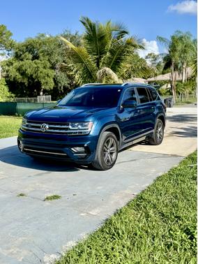 2019 Volkswagen Atlas 3.6L SEL R-Line