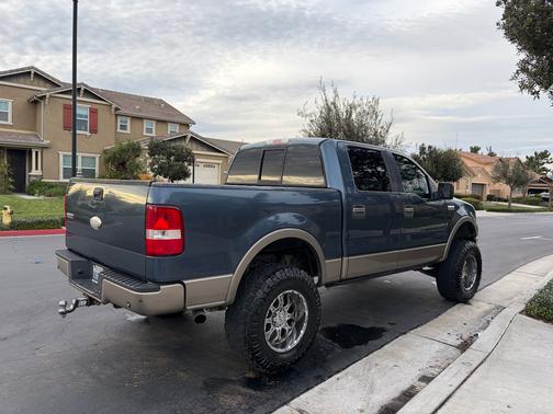 2006 Ford F-150 Lariat SuperCrew