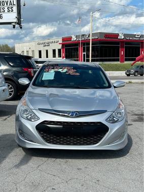 Silver 2015 Hyundai SONATA Hybrid Limited