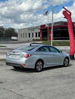 Silver 2015 Hyundai SONATA Hybrid Limited
