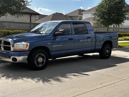 2006 Dodge Ram 1500 SLT Mega Cab