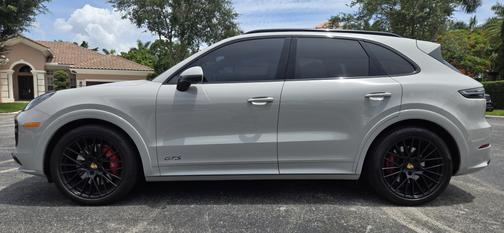 2021 Porsche Cayenne GTS