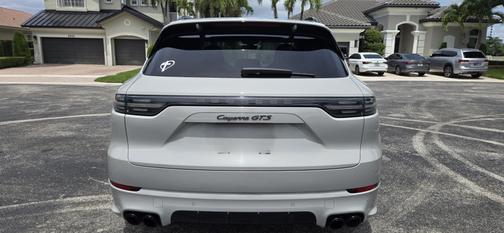 2021 Porsche Cayenne GTS