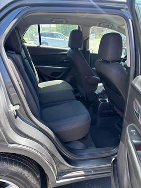 Gray 2019 Chevrolet Trax LS