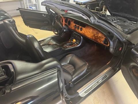 1998 Jaguar XK8 Base