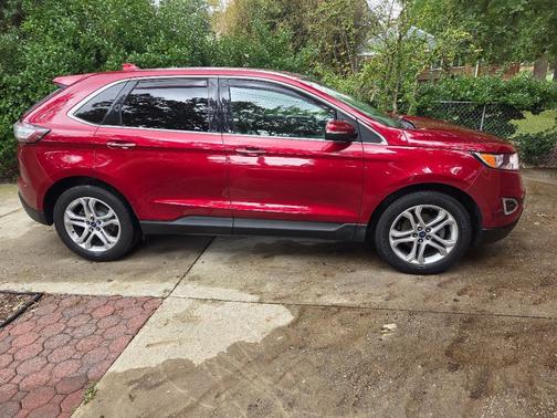 Red 2018 Ford Edge Titanium