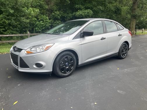 Silver 2013 Ford Focus S